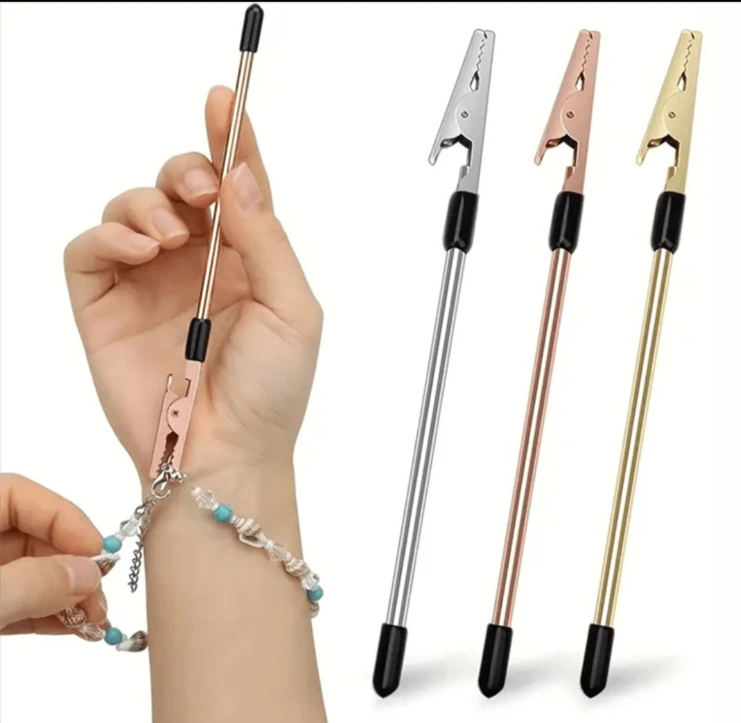 Bracelet Assistant Wear Clip – One-Handed Jewelry Fastener Tool